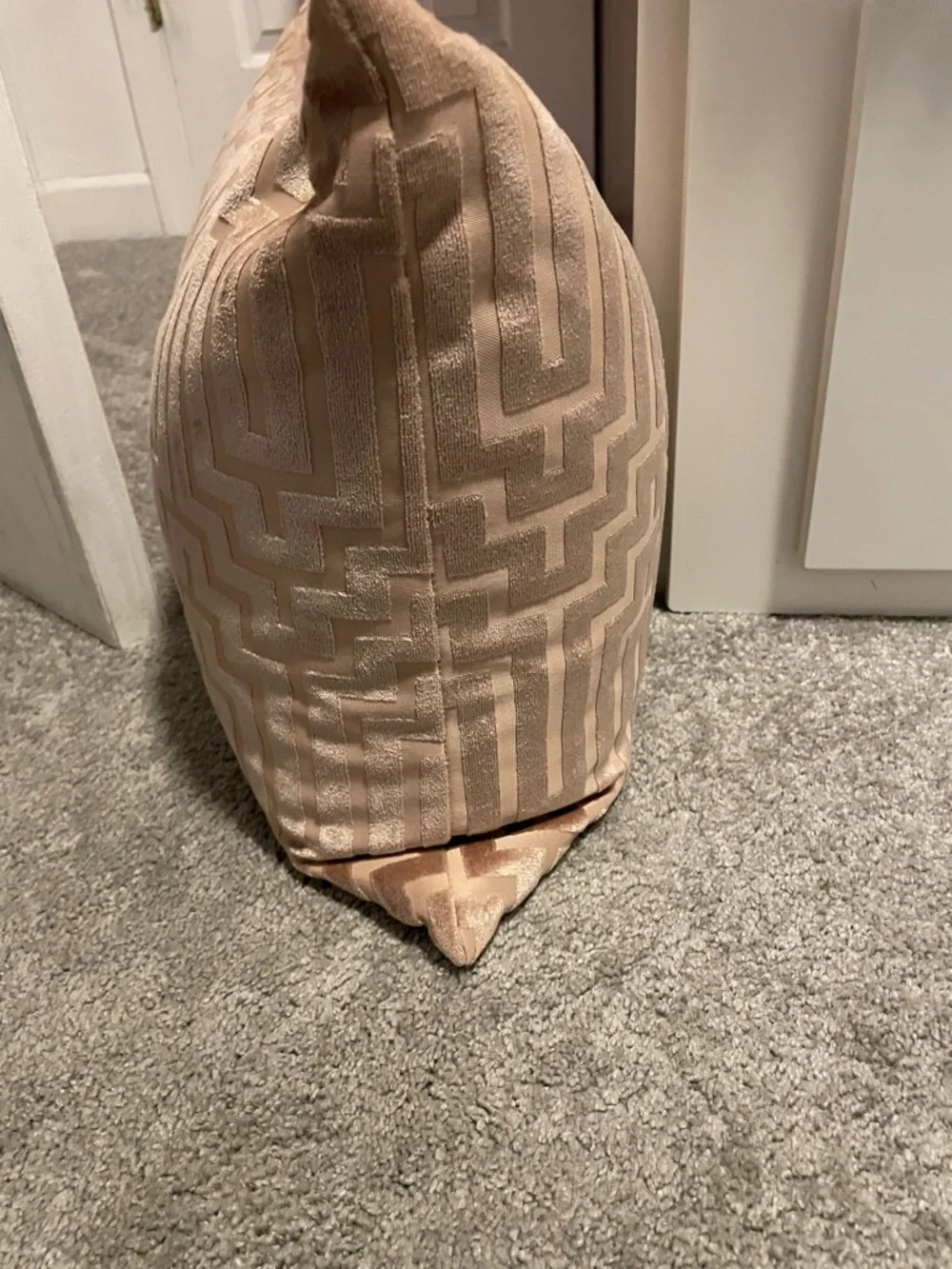 Z Gallerie Blush Velvet Lumbar Pillow 17x27 Geometric Greek Key Feather Insert
